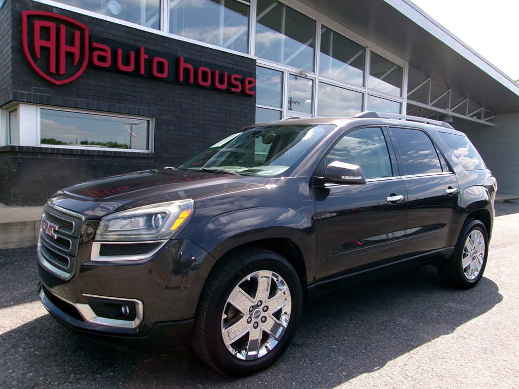 2017 GMC Acadia FWD's photo